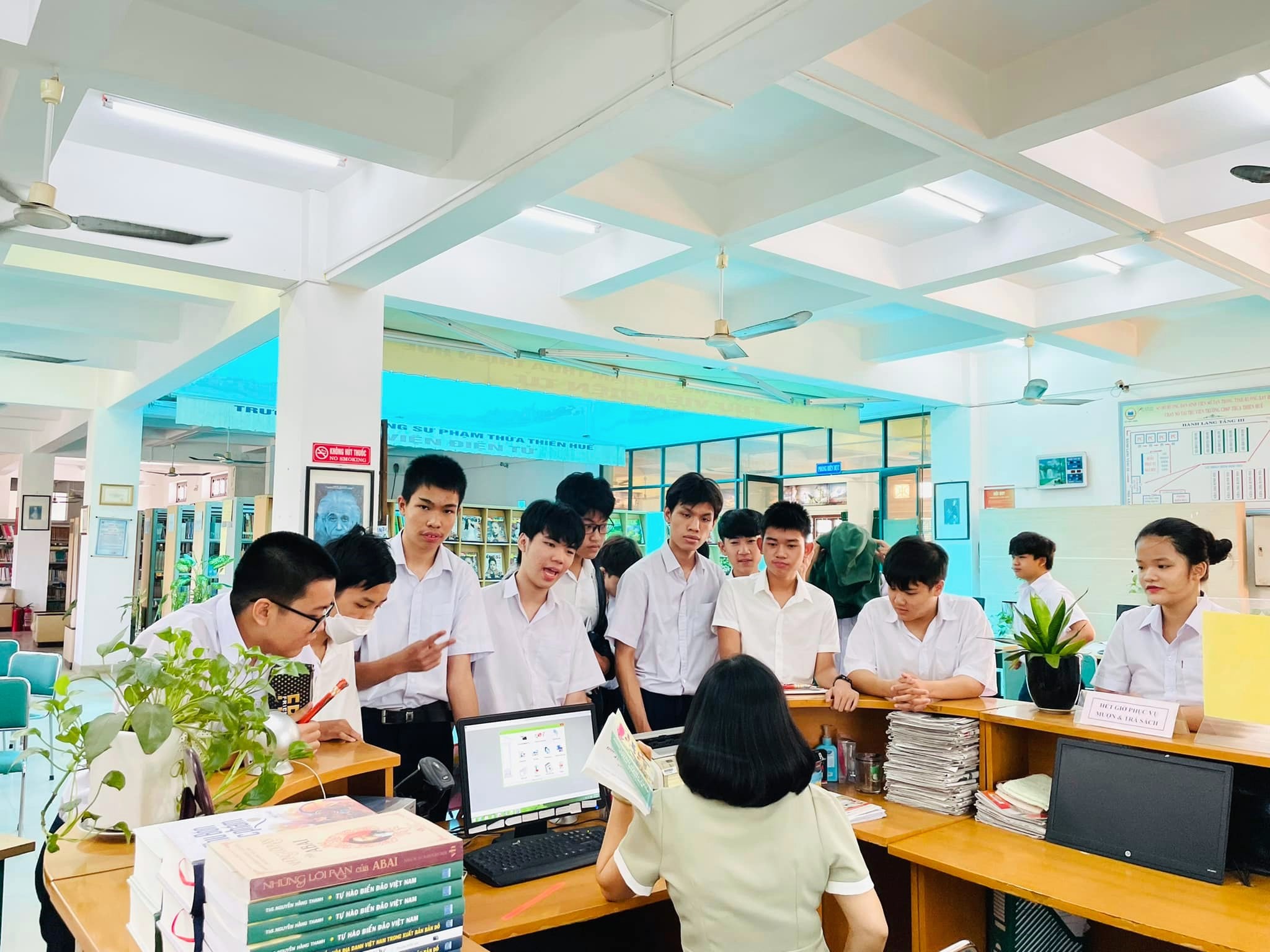 Trường Cao đẳng Huế, Ngày Sách và Văn hóa đọc Việt Nam 2025, Ngày Sách tại Trường Cao đẳng Huế, Sự kiện văn hóa đọc Huế, Khoa Công nghệ Thông tin Trường Cao đẳng Huế, Sinh viên Cao đẳng Huế tham gia Ngày Sách, Hoạt động thường niên tại Trường Cao đẳn